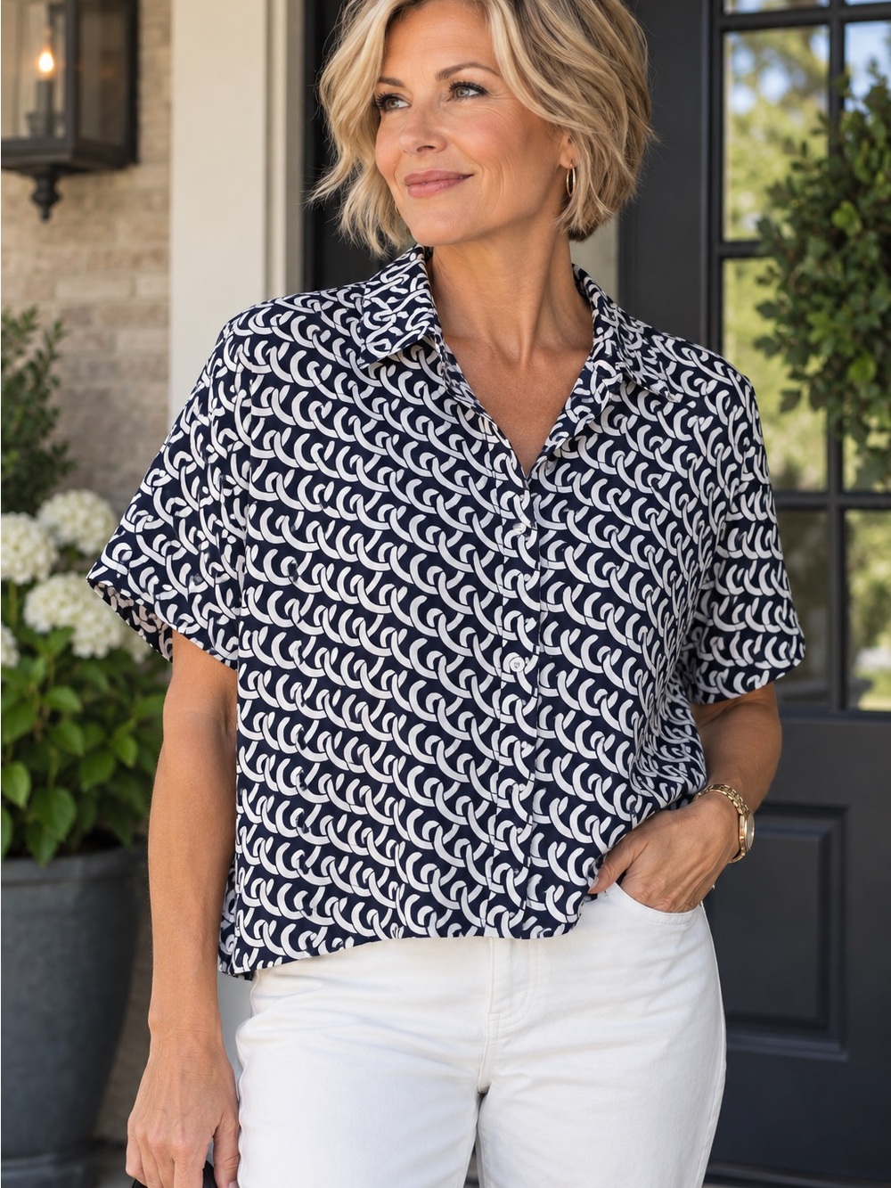 Boden Navy & White Printed Short-Sleeve Button-Down Top